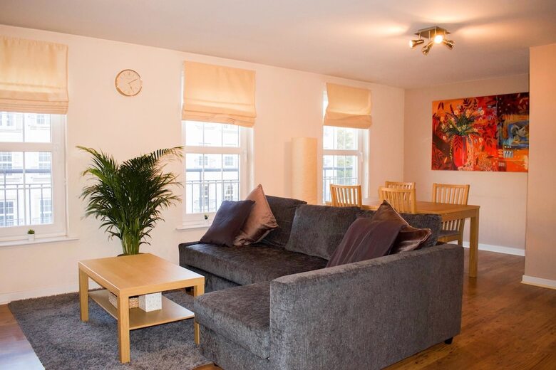 Apartamentos Bright And Modern Home In Edinburgh