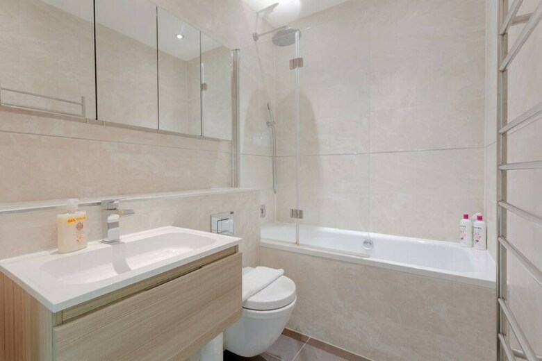 Modern 2 Bedroom Apartment On Bermondsey Street