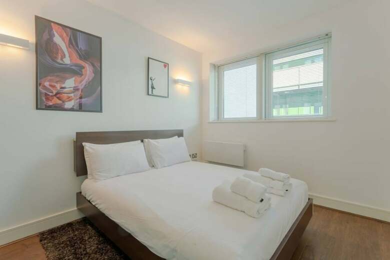 Modern 2 Bedroom Apartment On Bermondsey Street