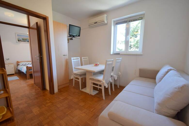 Apartments And Room Blazevic
