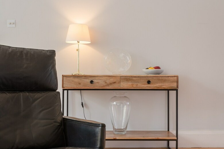 1 Bedroom Apartment In Brook Green