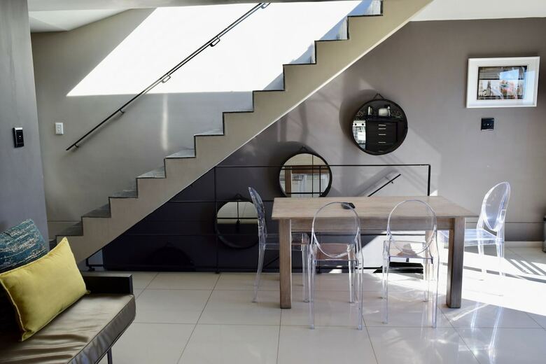Afri Chi? Apartment In Sea Point