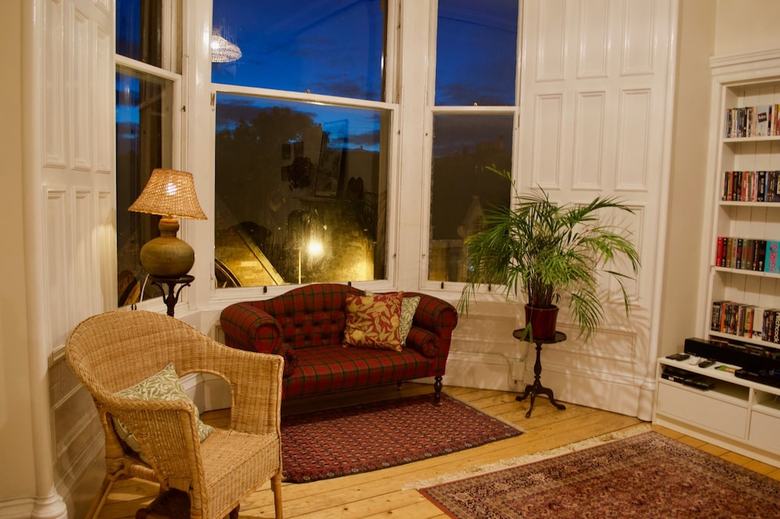 Traditional 3 Bedroom Home With Garden Access