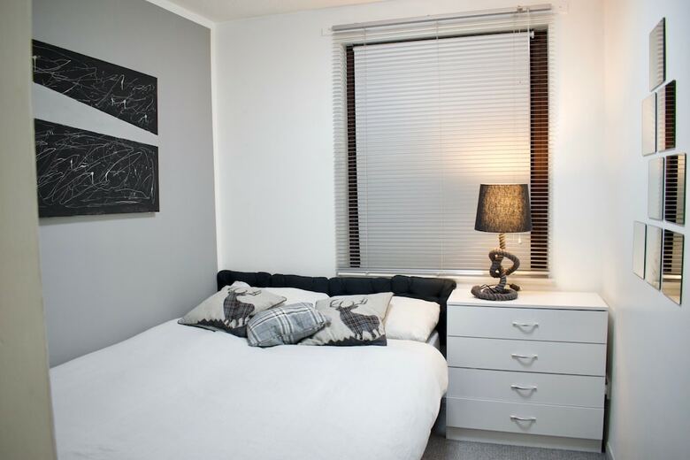 2 Bedroom Central Apartment By Leith Walk