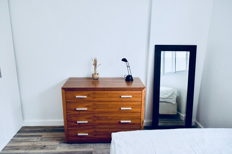 Bright 2 Bedroom Apartment In Cape Town City Centre