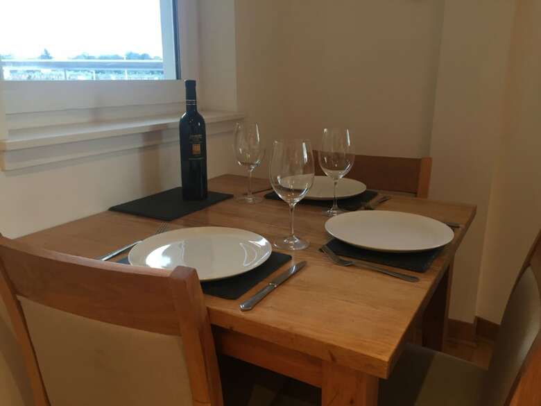 Apartamentos Modern 2 Bedroom Property With Balcony