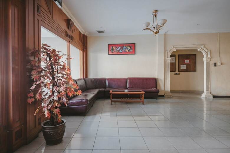 Hotel Reddoorz Plus Near Jambi Prima Mall