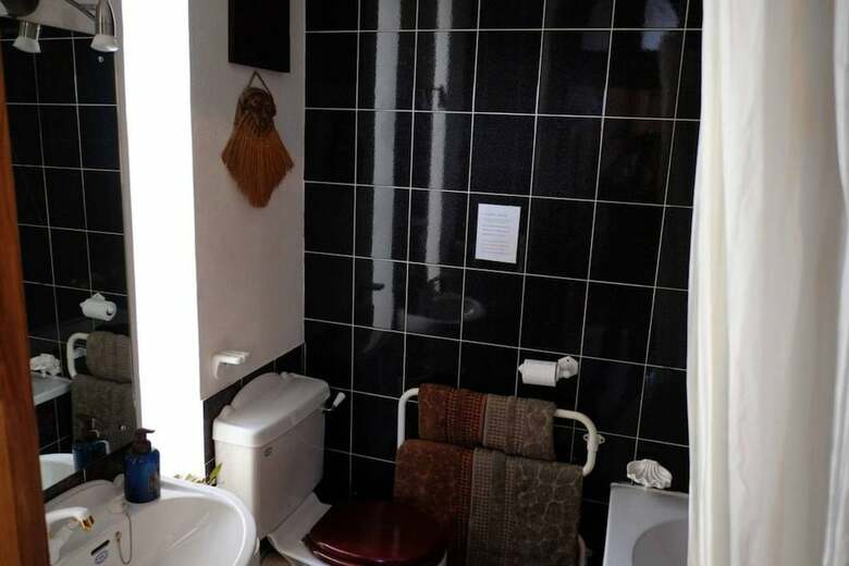 Posada Jambo Guest House African Room In Green Point