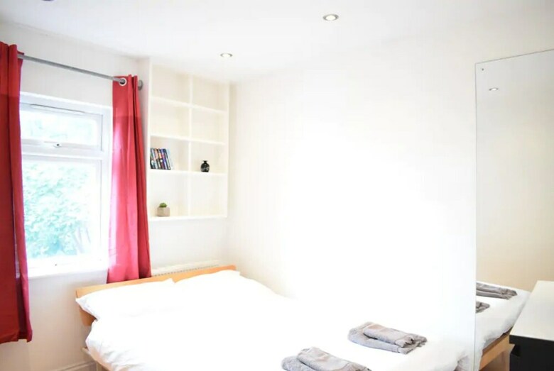 Spacious 2 Bedroom Apartment In Trendy Dalston