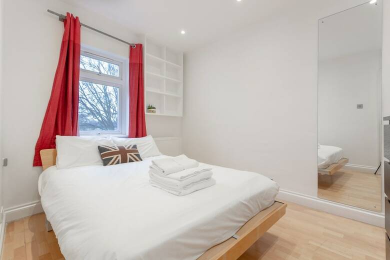 Spacious 2 Bedroom Apartment In Trendy Dalston