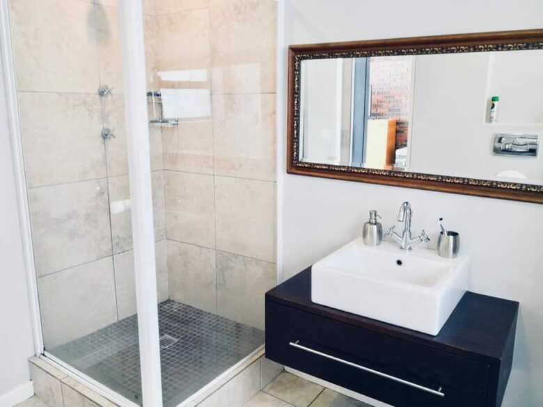 1 Bedroom Apartment In Cape Town City Centre