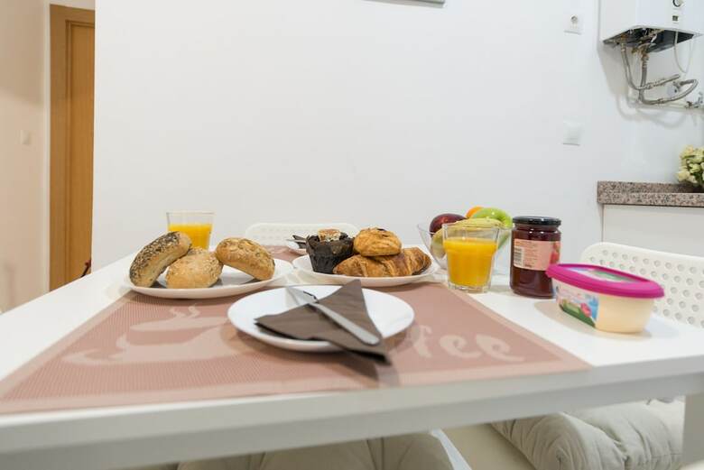 Hostal Ol� Hostels Malaga Zambrano