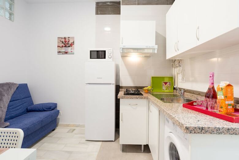 Hostal Ol� Hostels Malaga Zambrano