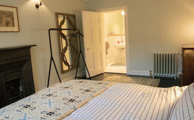 2 Bedroom Apartment In Stockbridge