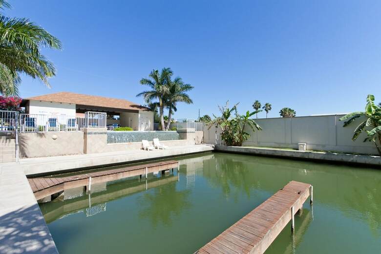 Las Marinas Condominium 301with Boat Slip