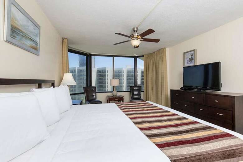 Saida Royale Condominium 9068-69