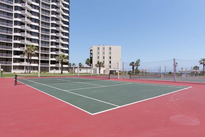 Saida Royale Condominium 9068-69