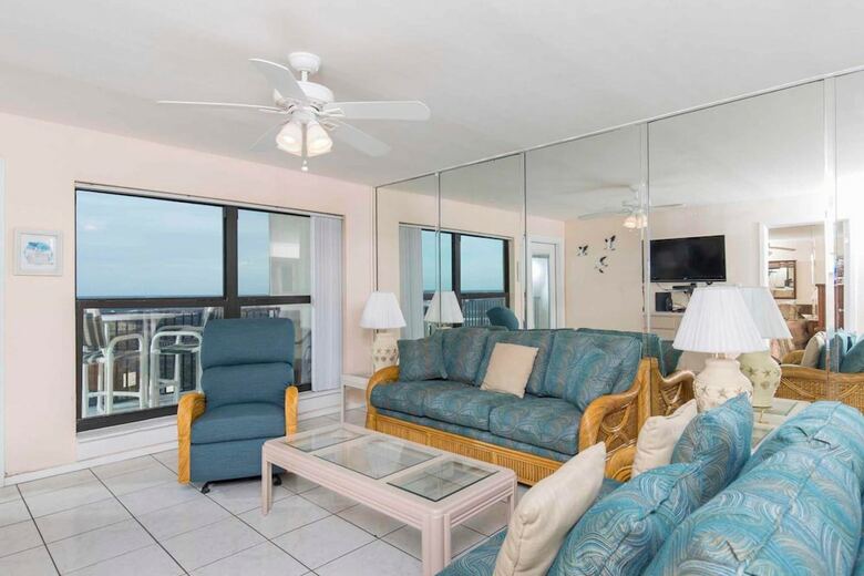 Saida I Condominium 404