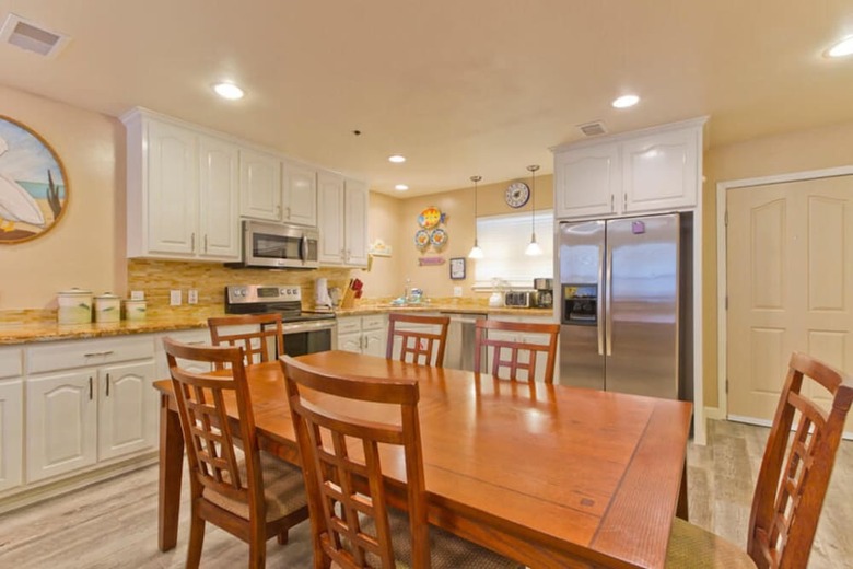 Inverness Condominium Penthouse 1102