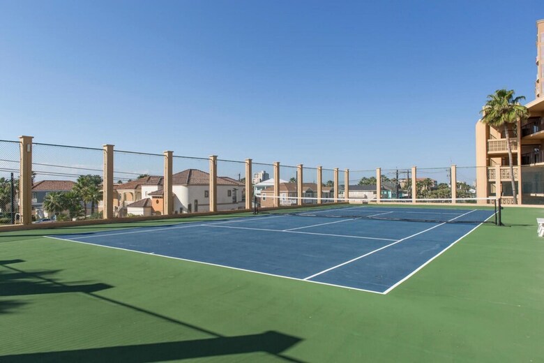Suntide II Condominium 203