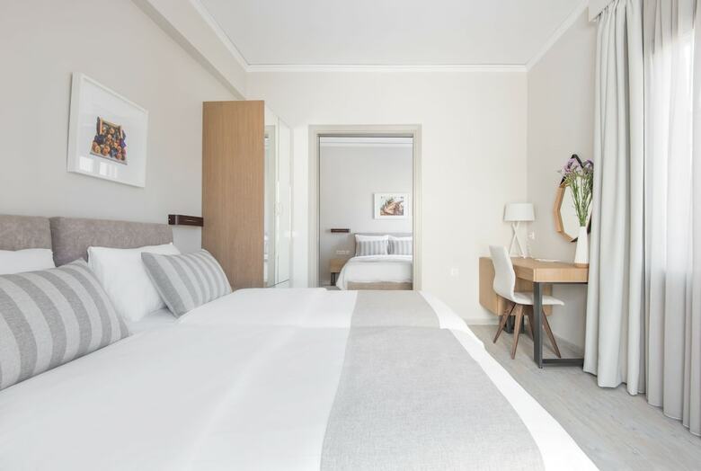 Klimis Hotel