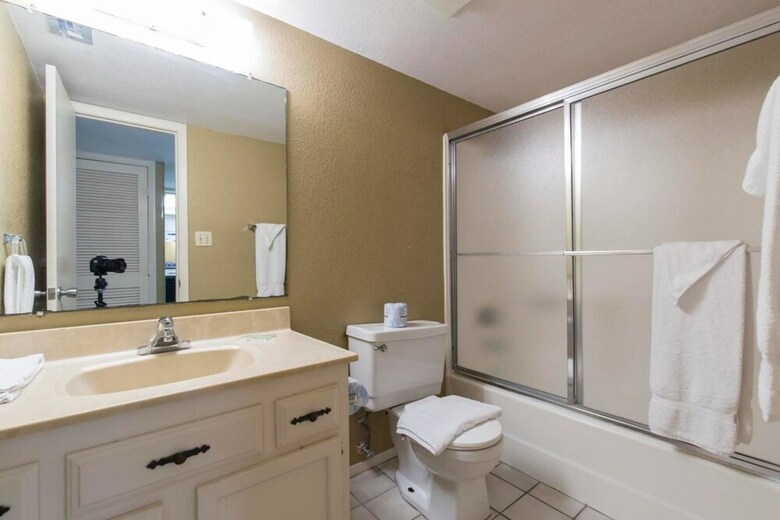 Seville Condominium 101