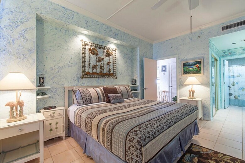 Saida Royale Condominium Penthouse 9154