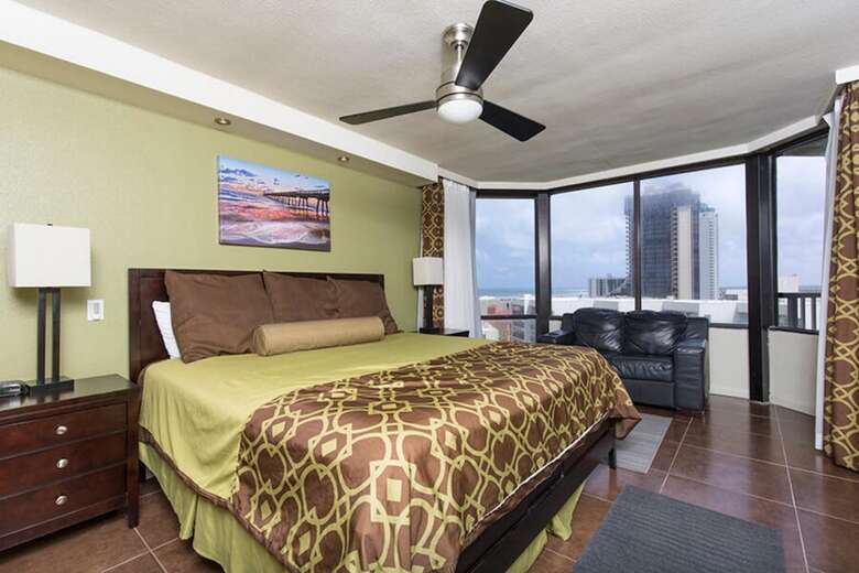 Saida Royale Condominium 9115