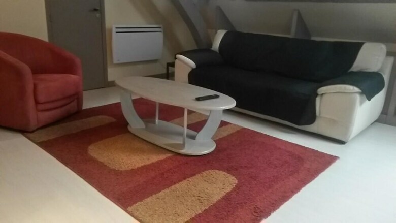 Apartamento T2 Atypique Place de La Mairie