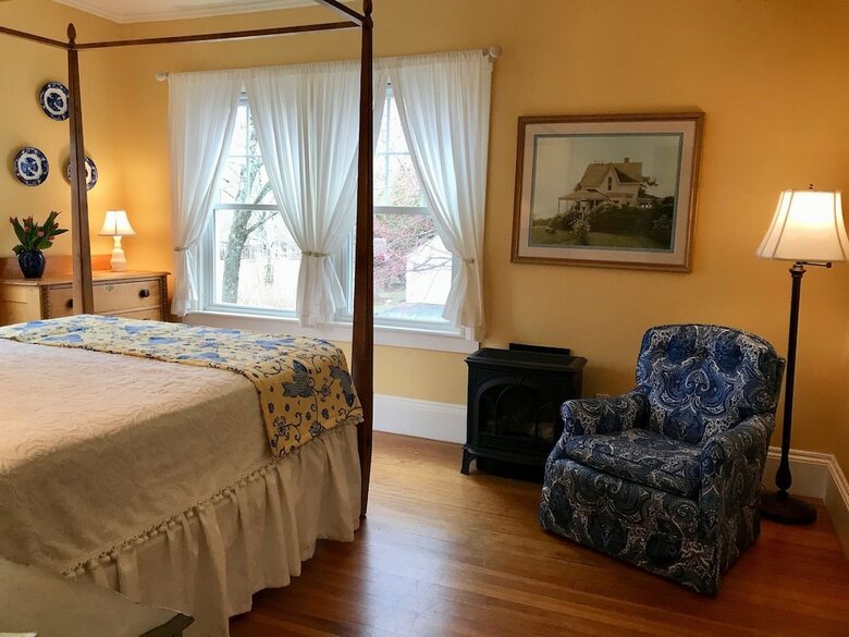 Bed & Breakfast The Belmont Inn