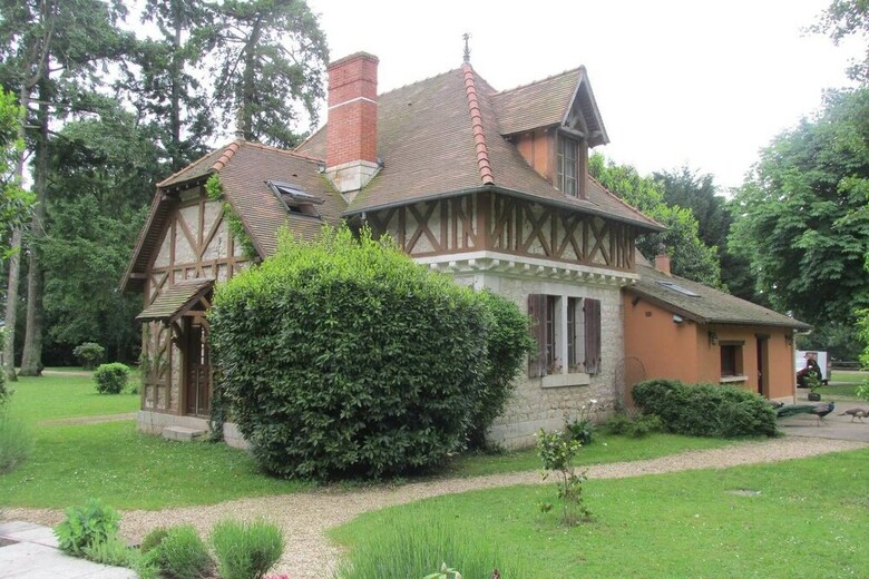 Hotel Les Chambres D'h�tes - La Faisanderie