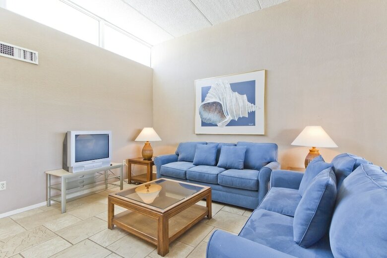 Villa Del Sol Condominium 304