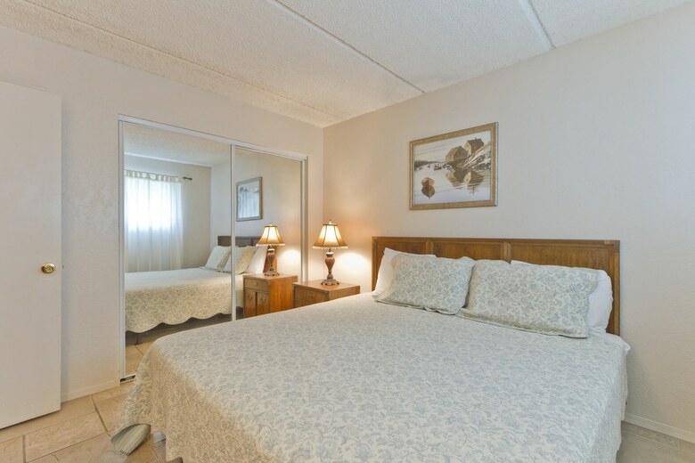 Villa Del Sol Condominium 304