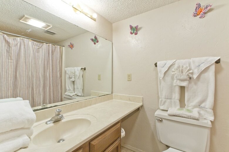 Villa Del Sol Condominium 304