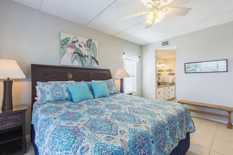 Suntide II Condominiums