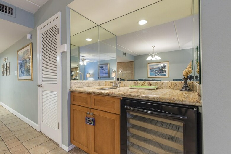 Suntide II Condominiums