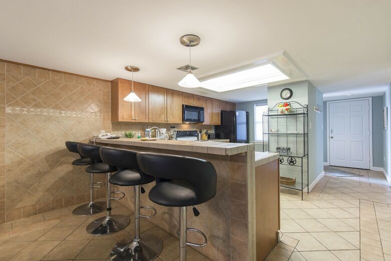 Suntide II Condominiums