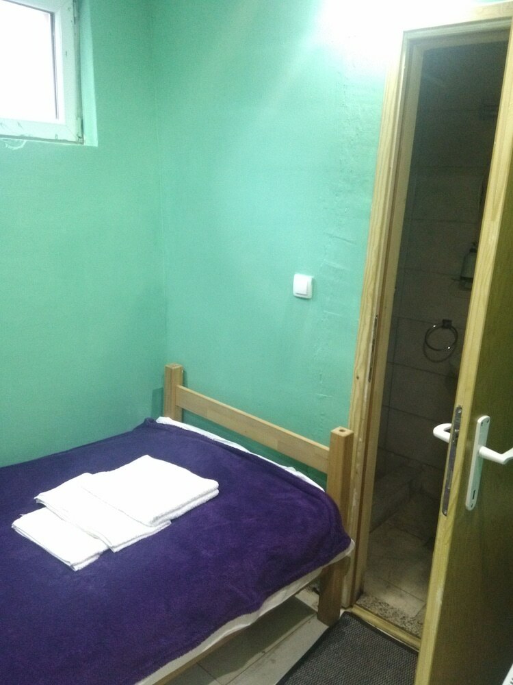 Hotel Passenger Guest House