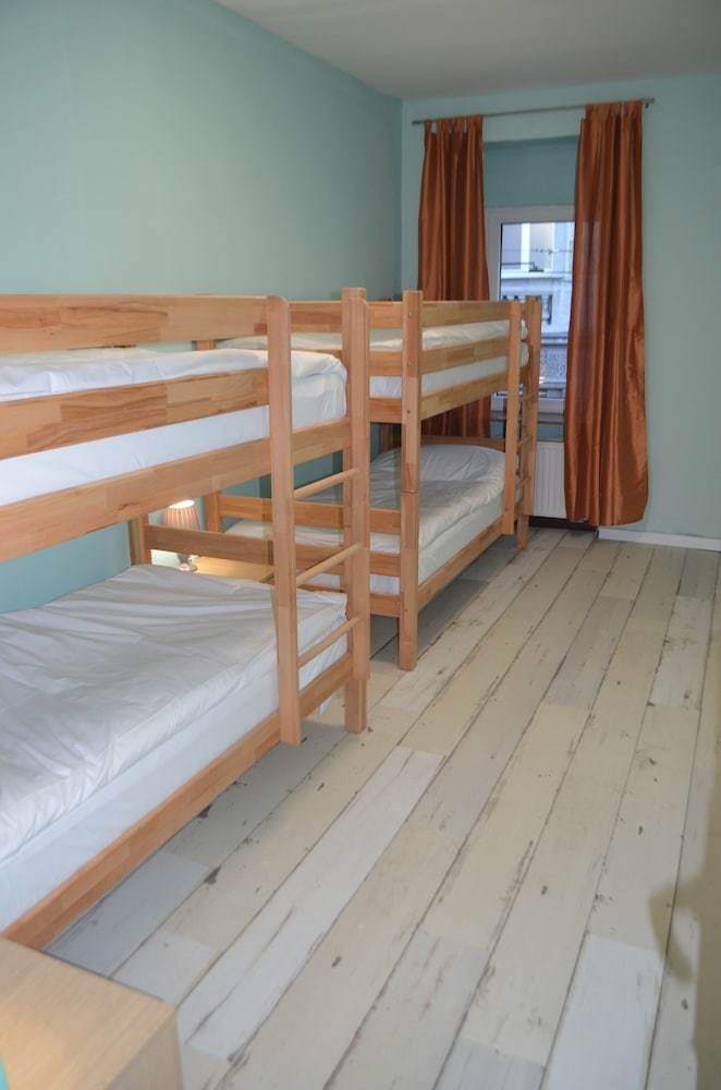 Hotel Passenger Guest House