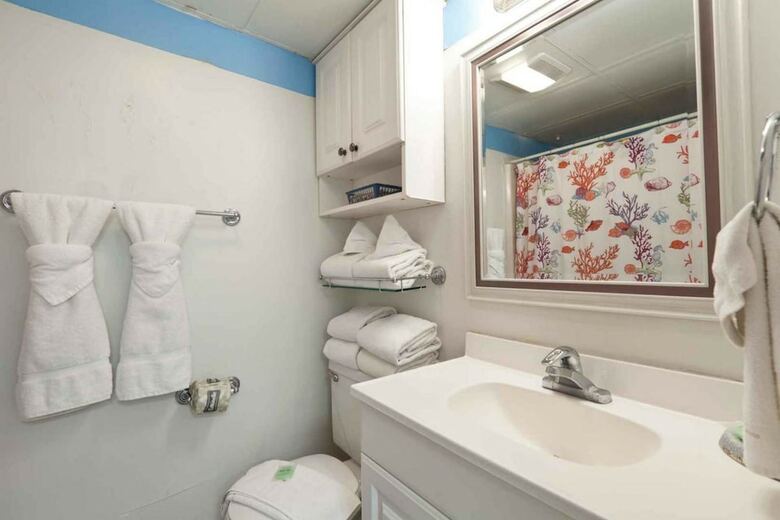 Aquarius Condominium