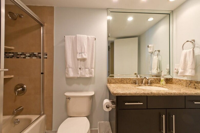 Saida IV Condominium 304