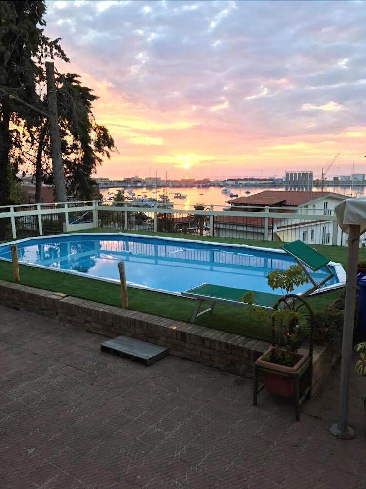 Bed & Breakfast Villa Delle Rondini