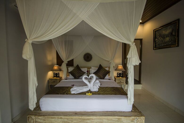 Bed & Breakfast Akusara Guest House