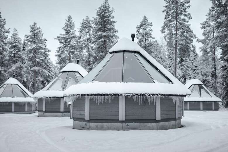 Villa Aurora Igloos & Suites
