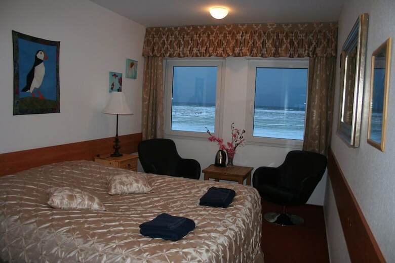 Hotel Brei�av�k L�trabjarg