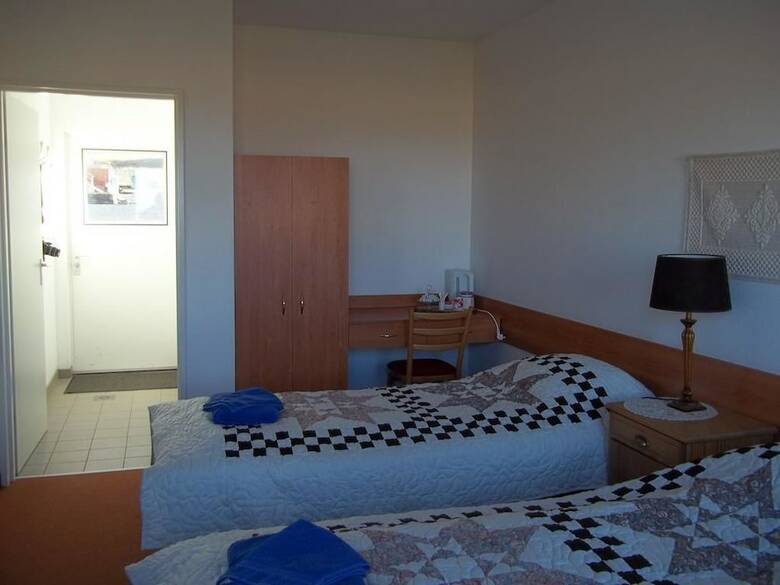 Hotel Brei�av�k L�trabjarg