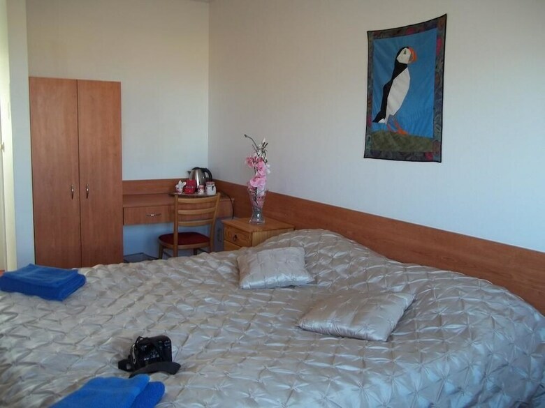 Hotel Brei�av�k L�trabjarg