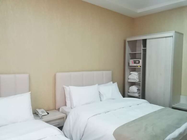 Hua Hotel