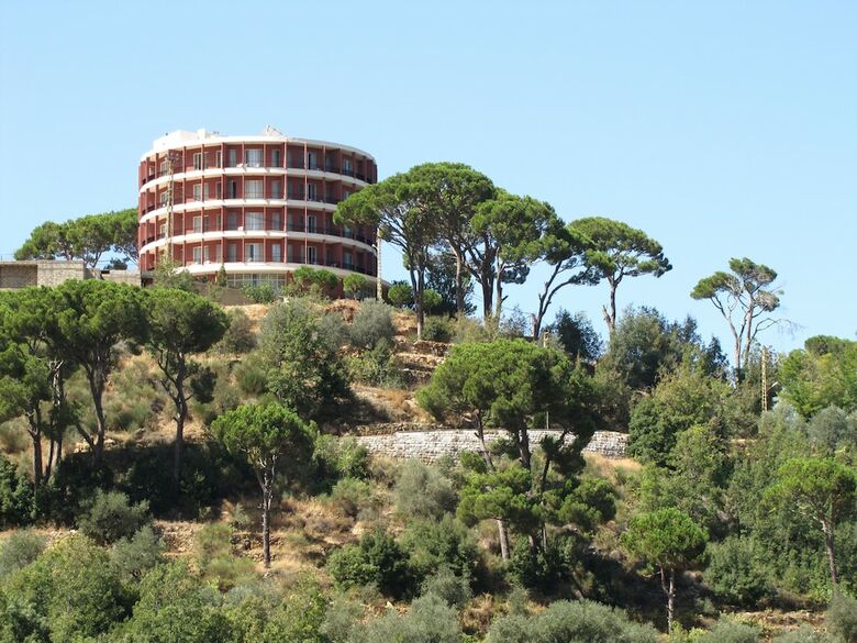 Douma Hotel