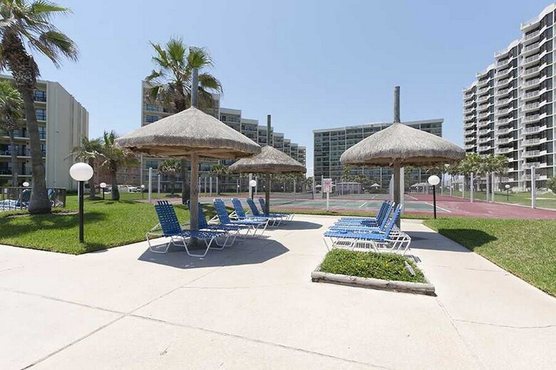Saida I Condominium 401